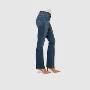 Nine West High-Rise Gramercy Curvy Straight-Leg  Light-Wash Blue Denim Jeans